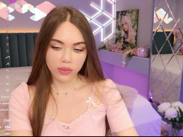 MimiForce's BongaCams show and profile