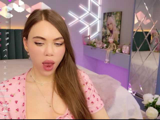 MimiForce's BongaCams show and profile