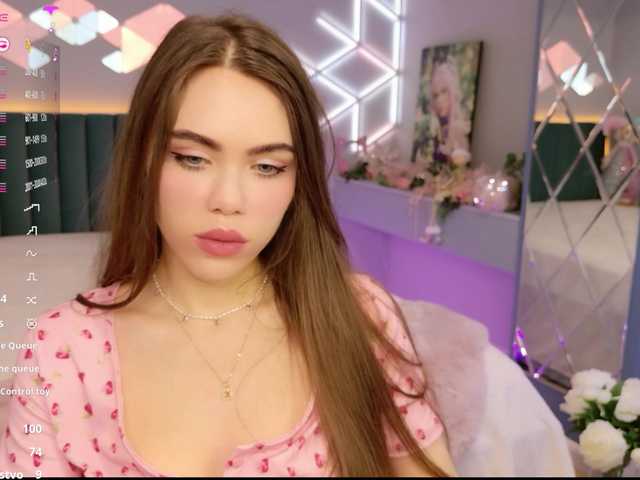 MimiForce's BongaCams show and profile