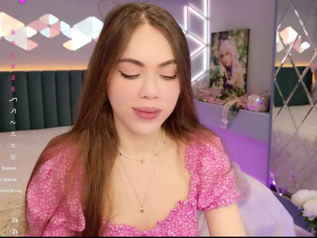 MimiForce's BongaCams show and profile