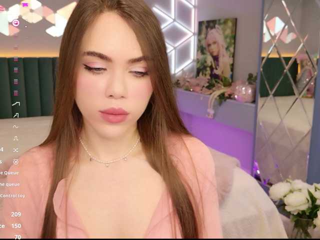 MimiForce's BongaCams show and profile