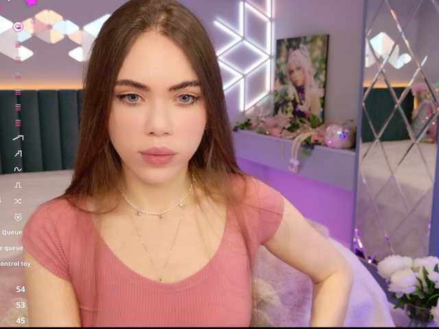 MimiForce's BongaCams show and profile