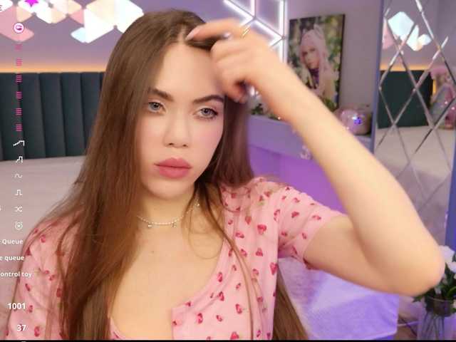 MimiForce's BongaCams show and profile