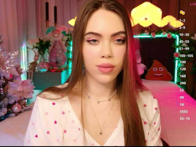 MimiForce's BongaCams show and profile