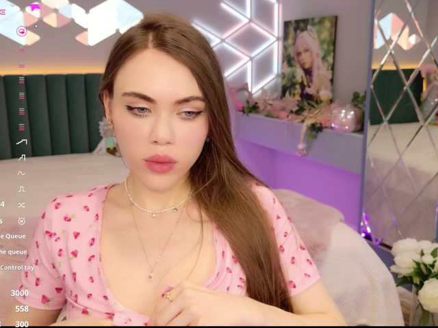 MimiForce's BongaCams show and profile