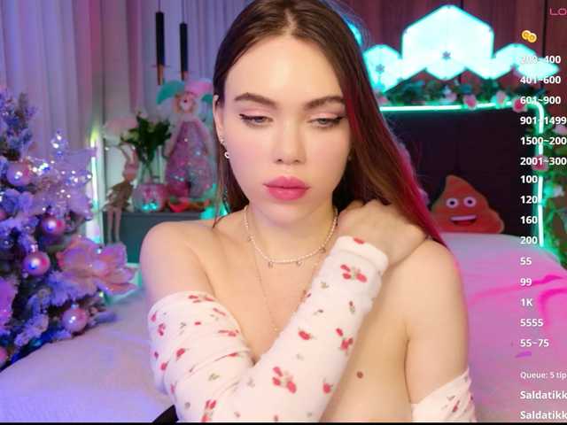 MimiForce's BongaCams show and profile