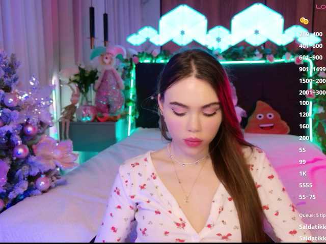 MimiForce's BongaCams show and profile