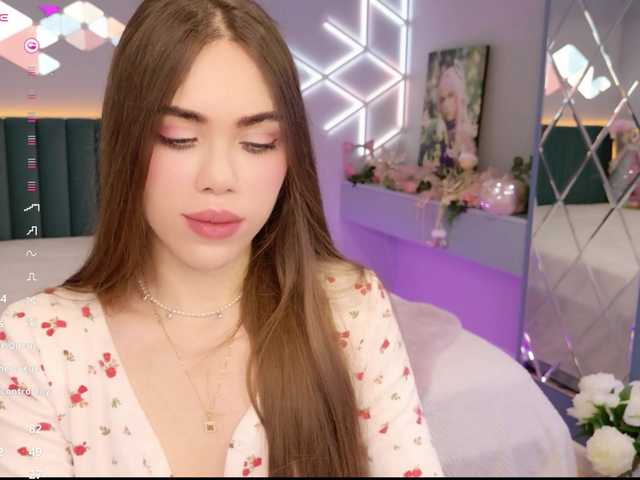 MimiForce's BongaCams show and profile