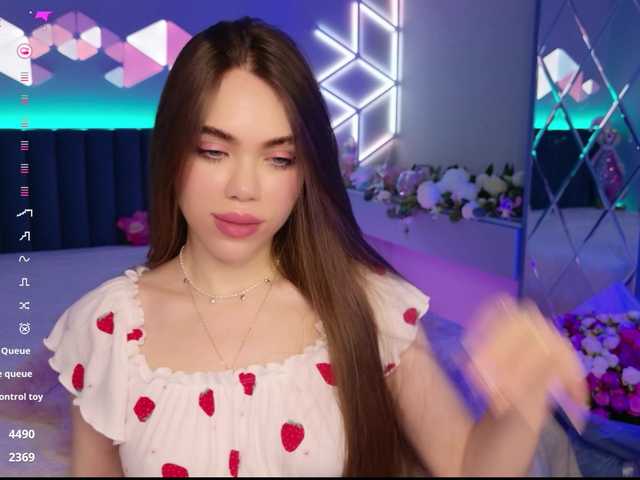 MimiForce's BongaCams show and profile