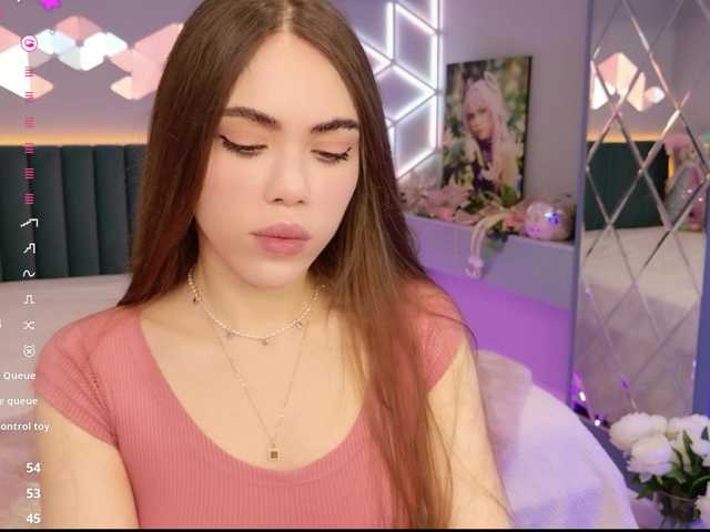 MimiForce's BongaCams show and profile