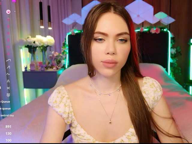 MimiForce – webcam model profile photo