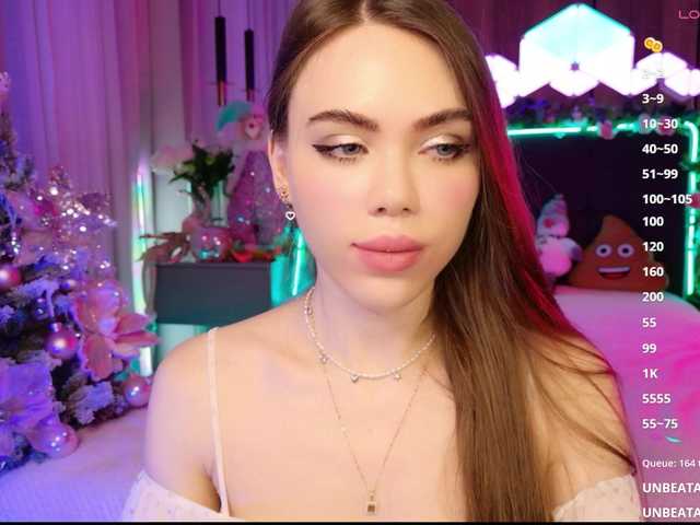 MimiForce's BongaCams show and profile