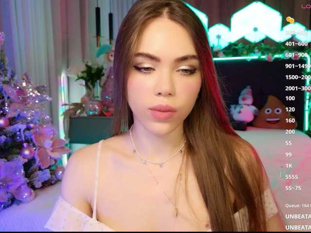 MimiForce's BongaCams show and profile