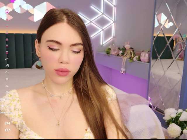 MimiForce's BongaCams profile