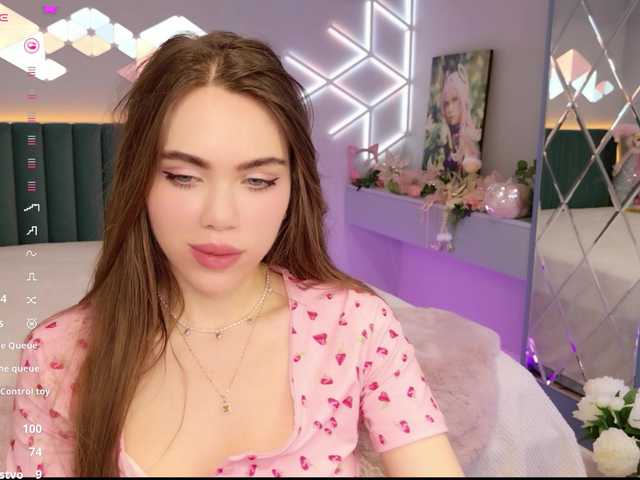 MimiForce's BongaCams show and profile