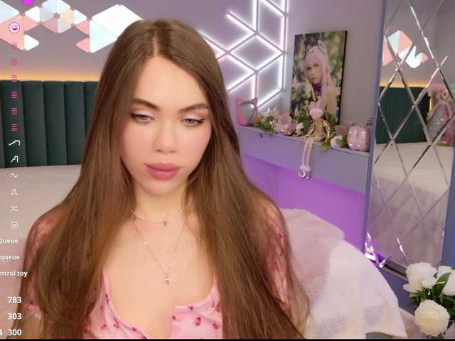 MimiForce's BongaCams show and profile