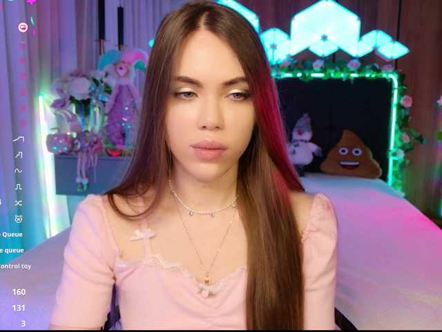 MimiForce's BongaCams show and profile