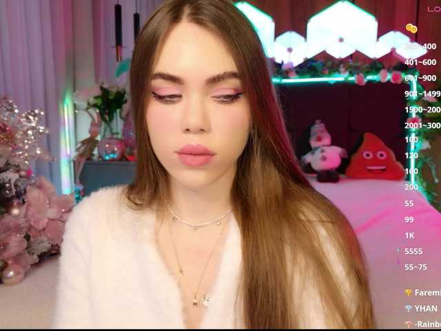 MimiForce's BongaCams show and profile