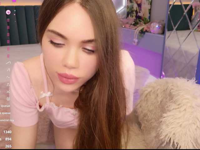 MimiForce's BongaCams show and profile