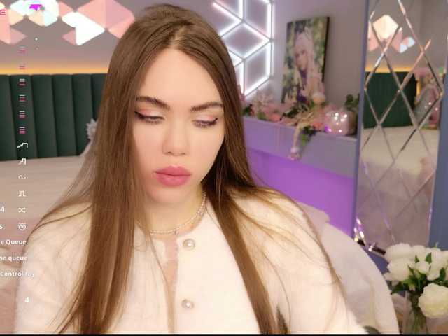 MimiForce's BongaCams show and profile