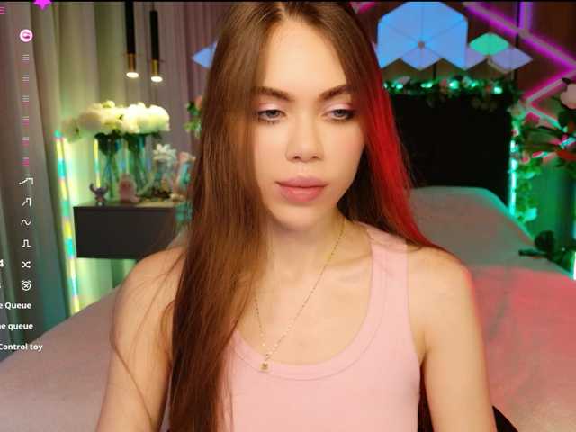 MimiForce – webcam model profile photo