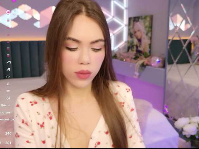 MimiForce's BongaCams show and profile