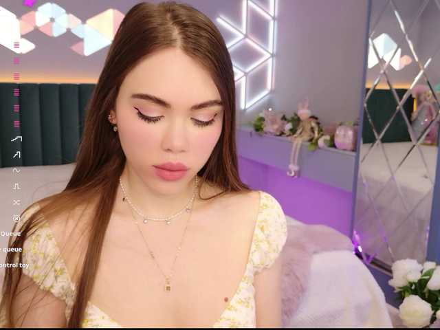 MimiForce's BongaCams show and profile