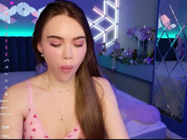 MimiForce's BongaCams show and profile