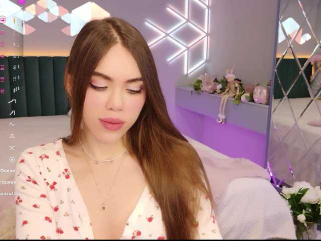 MimiForce's BongaCams show and profile