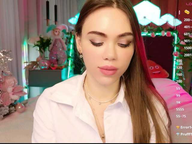 MimiForce's BongaCams show and profile