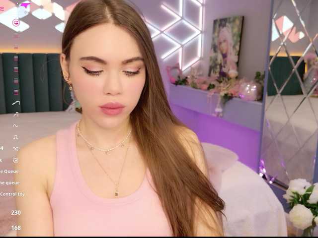 MimiForce's BongaCams show and profile