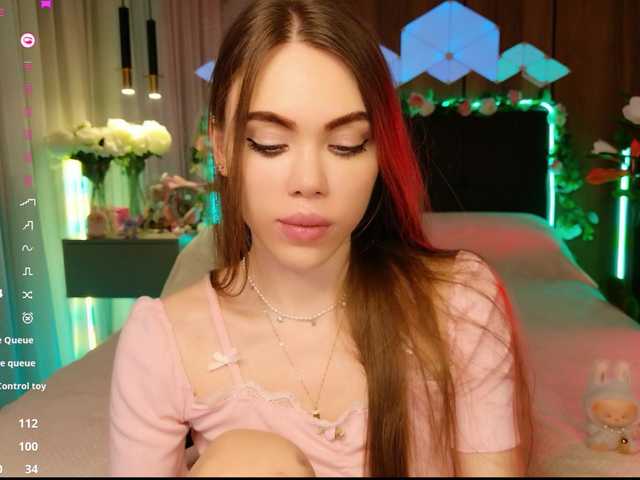 MimiForce – webcam model profile photo