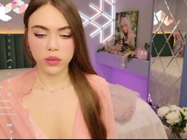 MimiForce's BongaCams profile