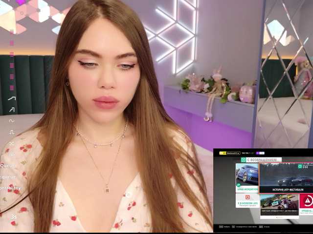 le modèle MimiForce est en webcam porno dans un show sur le site bongacams, il possède les tags suivants: White/Caucasian,Brunette,Shaved