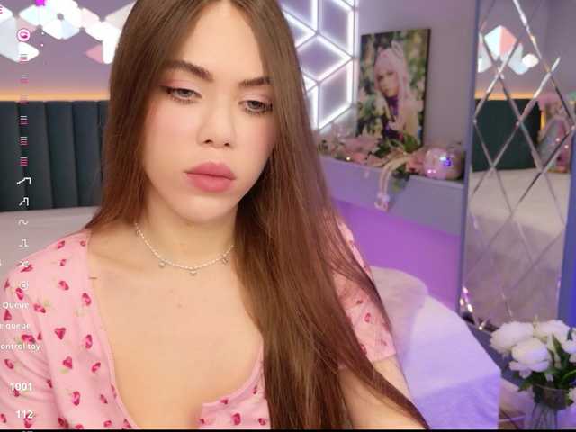 MimiForce's BongaCams show and profile