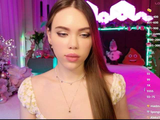 MimiForce's BongaCams show and profile