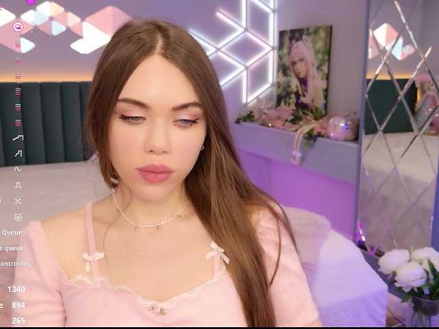 MimiForce's BongaCams show and profile