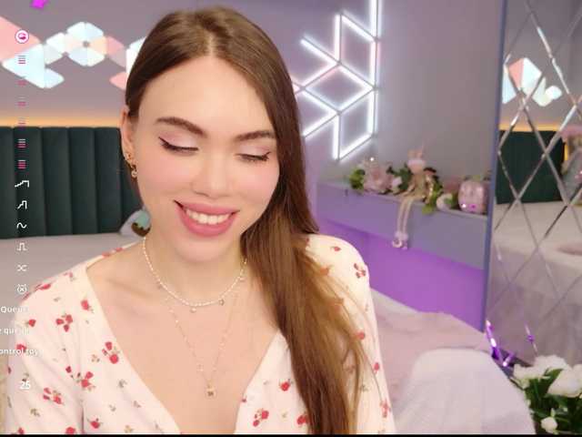 MimiForce's BongaCams show and profile