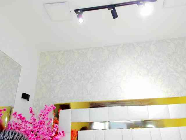 ManisshaStonn webcam
