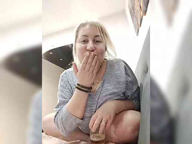 Vladlena55 webcam