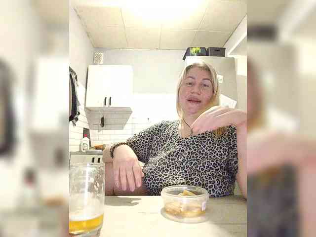 Vladlena55 webcam
