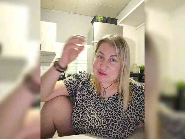 Vladlena55 webcam