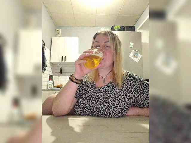 Vladlena55 webcam