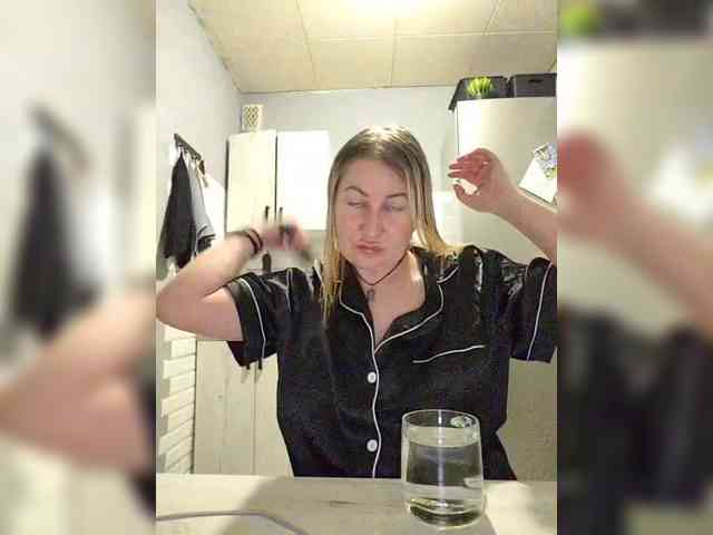 Vladlena55 webcam
