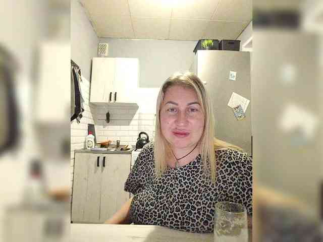 Vladlena55 webcam