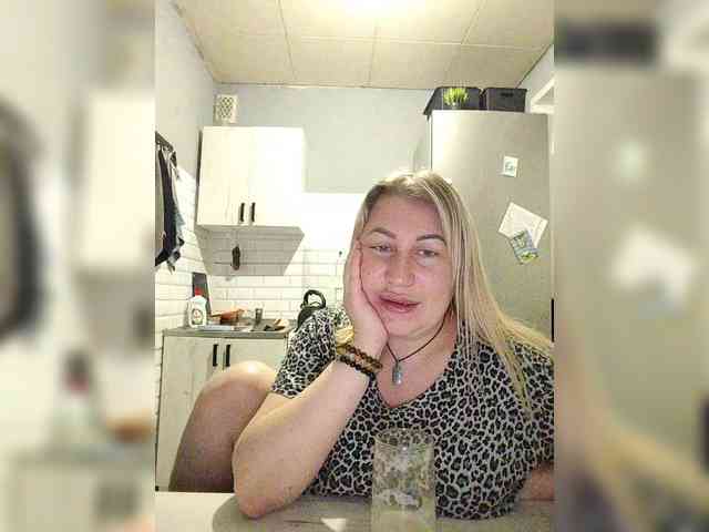 Vladlena55 webcam