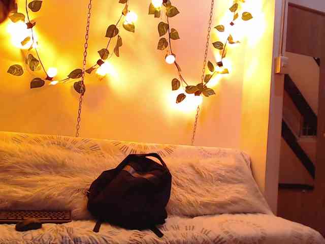 Milie-yue Live Webcam on BongaCams