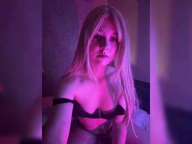 SweetSadness webcam