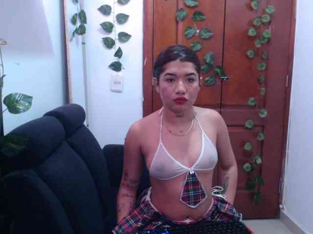 Atenea-blu Live Webcam on BongaCams