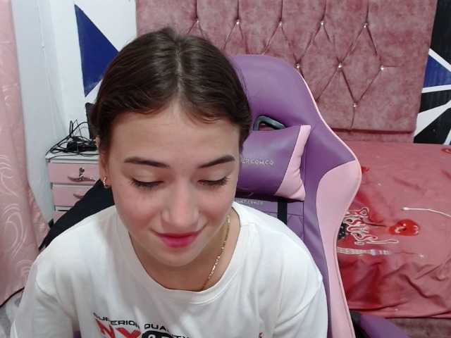  scarleth18 chat room